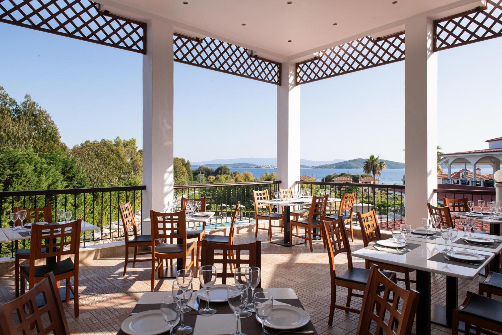 Alexandros Palace Ouranoupoli Exterior foto